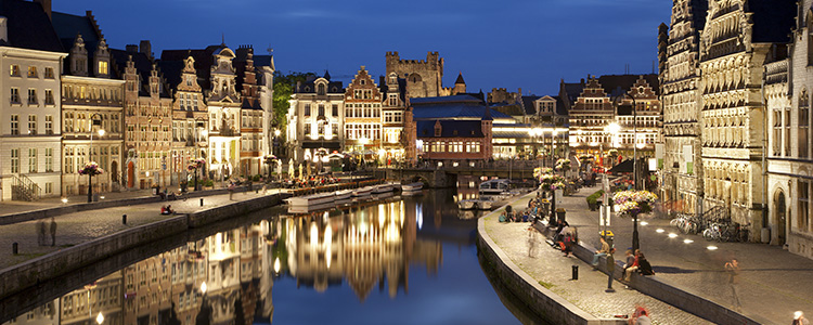 de_0092_belgium - Ghent - Korenlei and Graselie street in evening