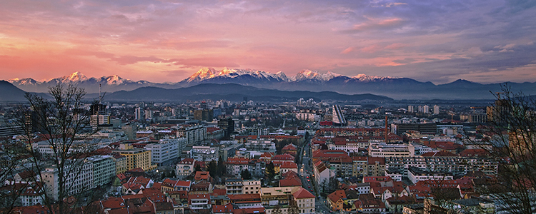 de_0118_slovenia - On the purple side of Alps